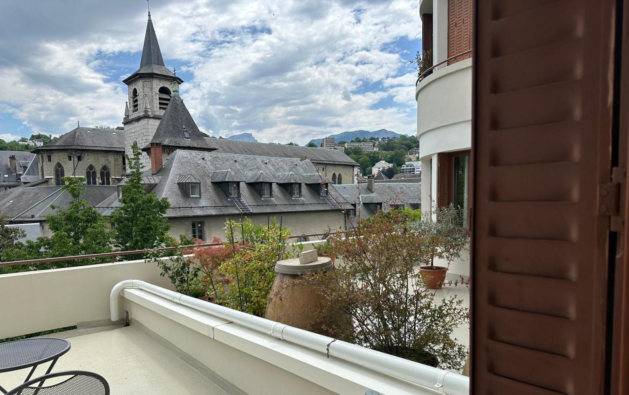 Apartmán Ma Terrasse Sur Le Musee Chambéry Exteriér fotografie